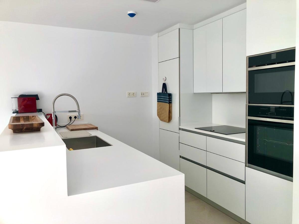 Modern Apartment In Front Of Cabopino Golf Marbella Buitenkant foto