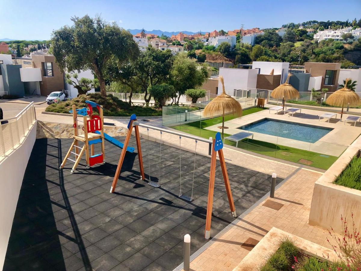 Modern Apartment In Front Of Cabopino Golf Marbella Buitenkant foto