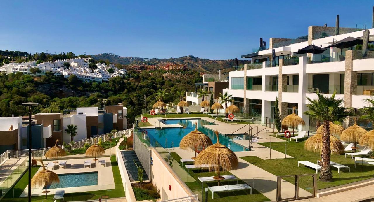 Modern Apartment In Front Of Cabopino Golf Marbella Buitenkant foto